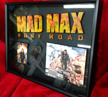 3D Mad Mad Fury Road shadowbow with signed Tom Hardy photo